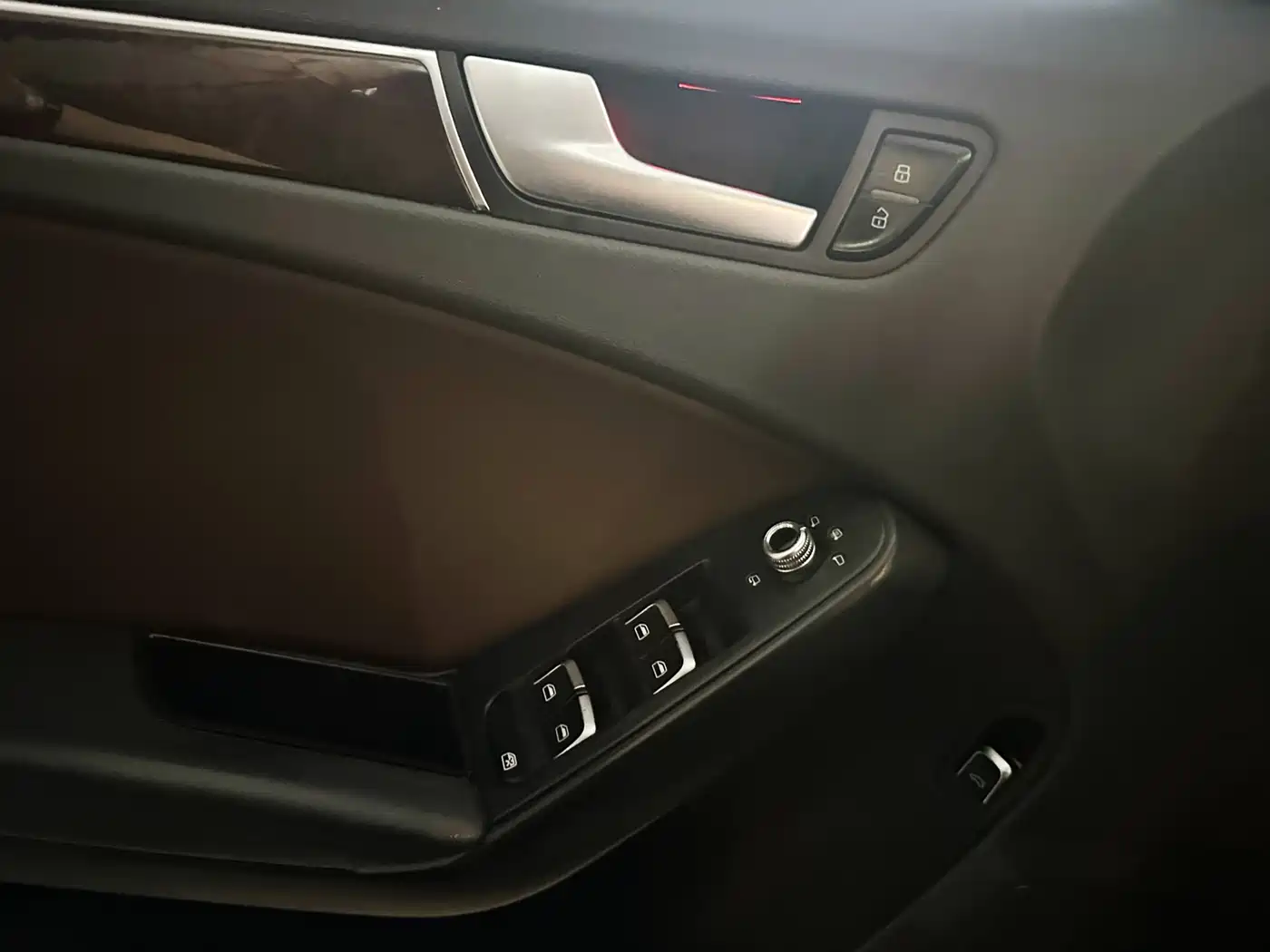 Audi A4L 2015 35 TFSI Auto Comfort фото 10
