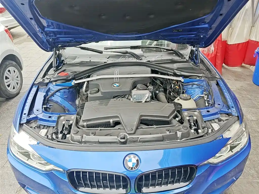 BMW 3 Series 2016 328i xDrive M Sport фото 20