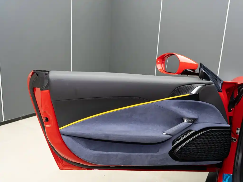 Ferrari Roma 2023 2020 3.9T V8