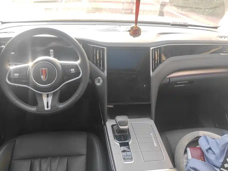Hongqi HS7 PHEV 2025 2024 2.0T PHEV 2WD Flagship 7-seater