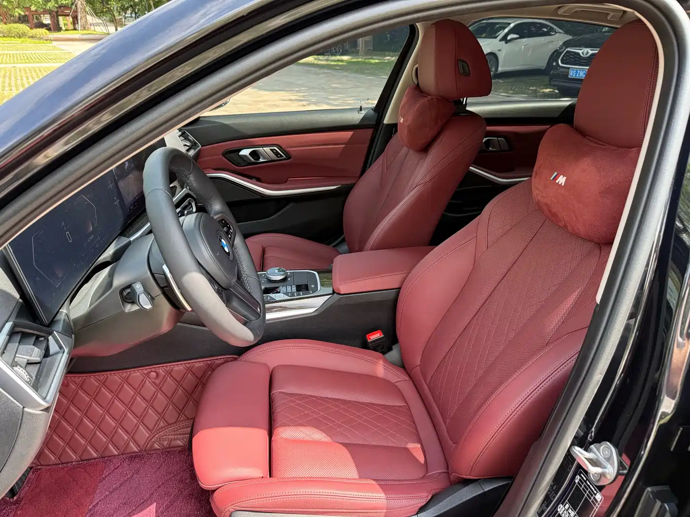 BMW 3 Series 2023 325Li M Sport Package фото 5