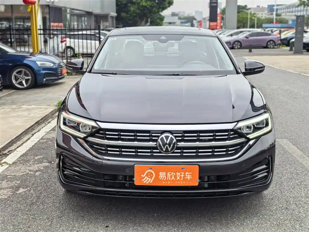 Volkswagen Sagitar 2023 300TSI DSG Excellence Edition фото 2