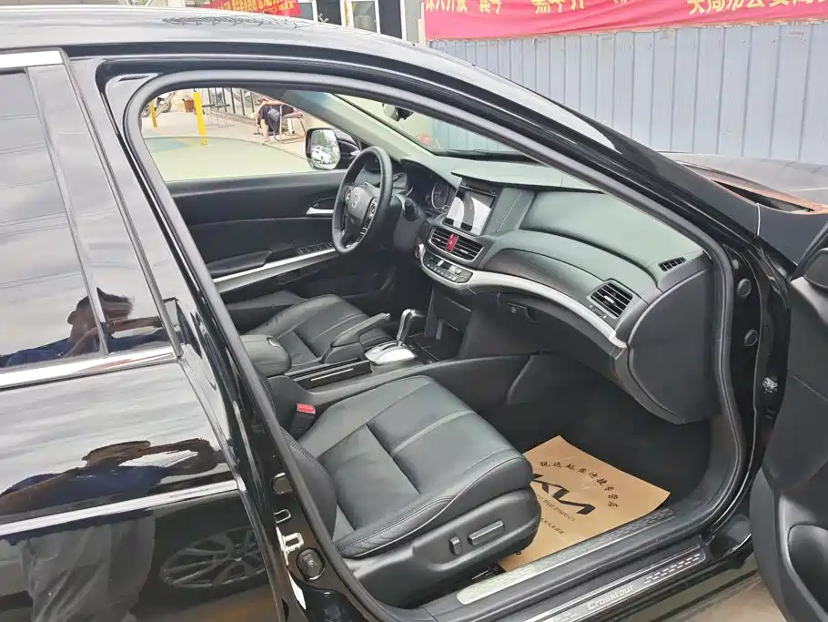Honda Crosstour 2015 2014 2.4L Luxury Edition
