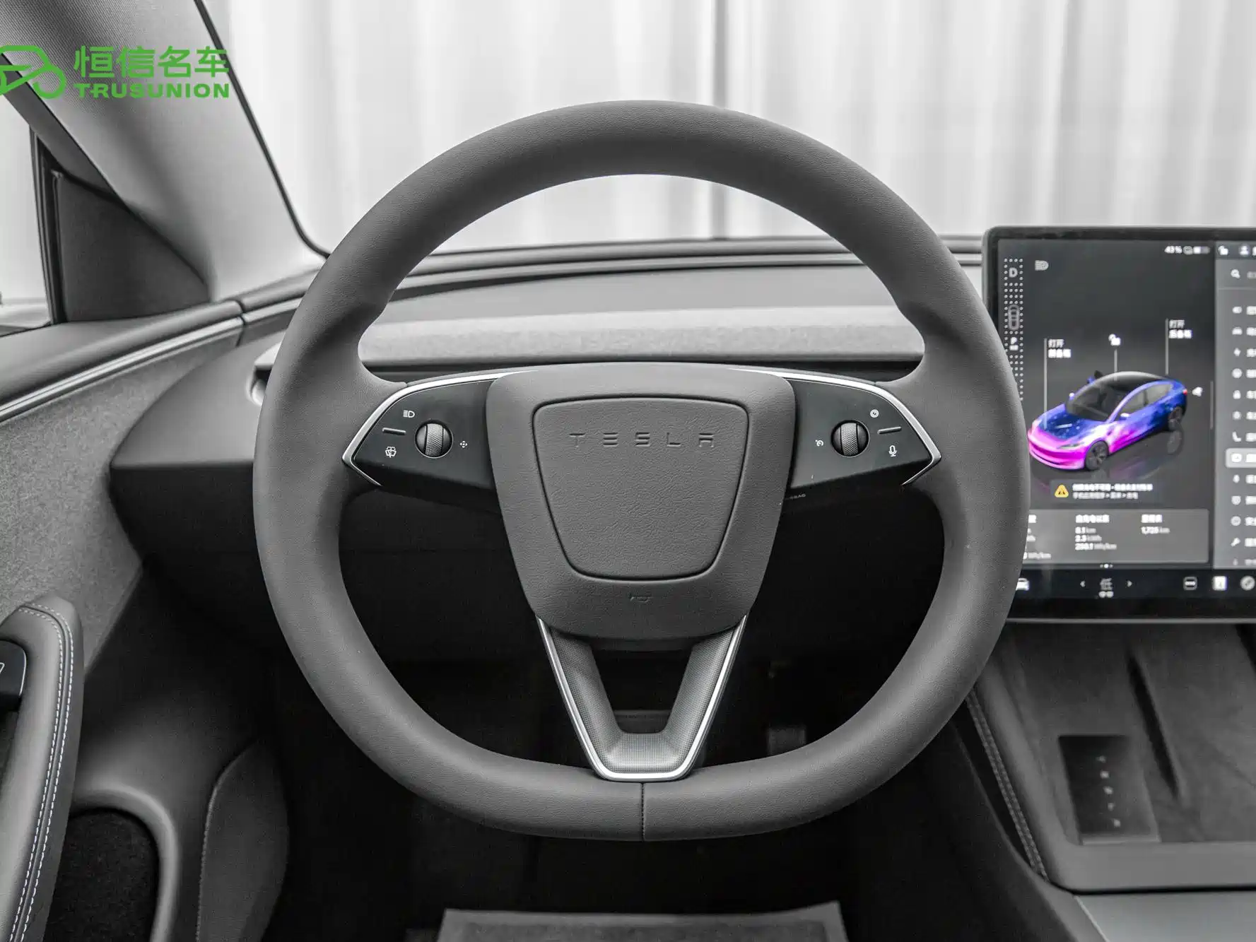Фото 17 - Tesla Model 3