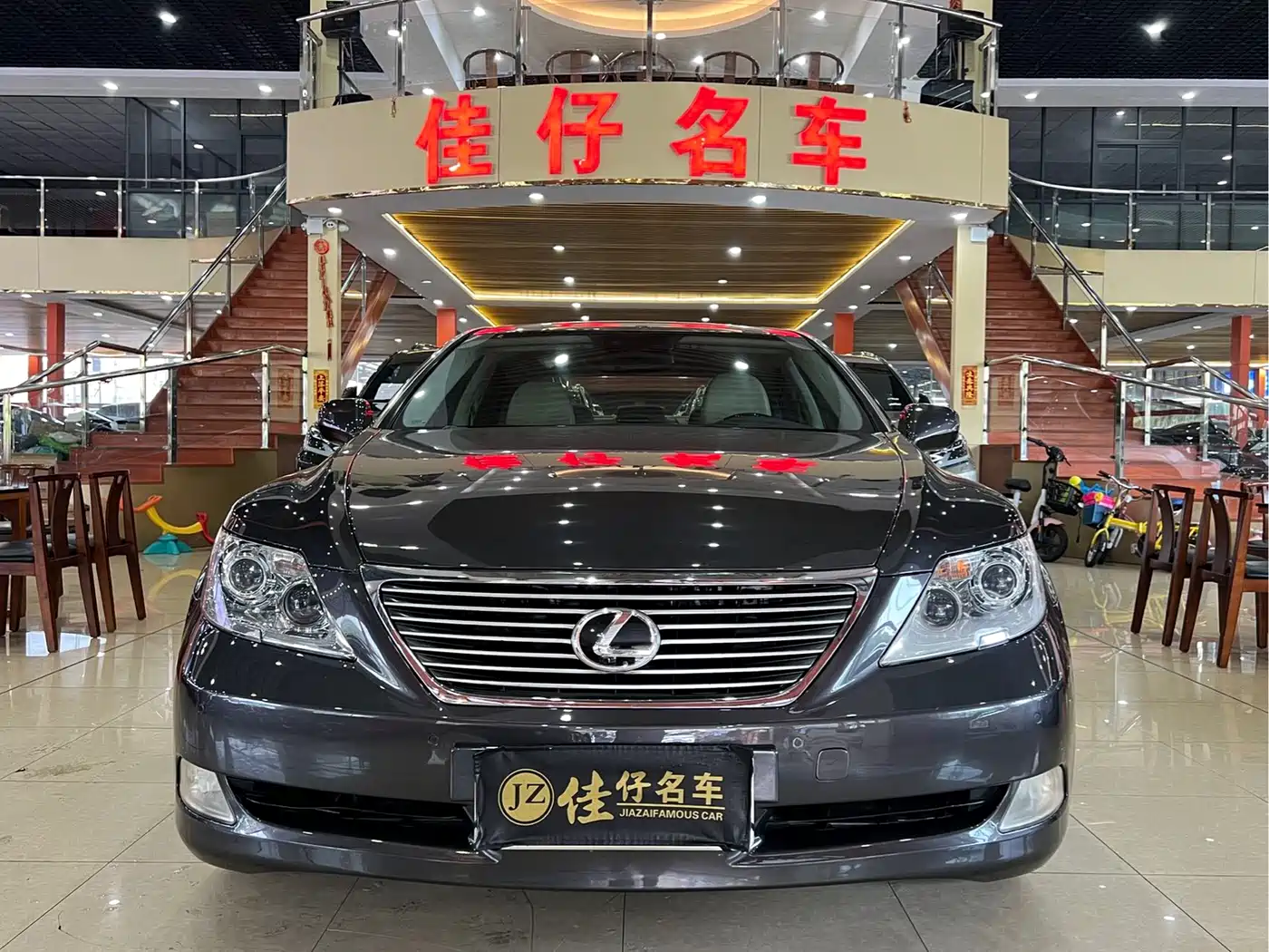Lexus LS 2006 460L фото 2