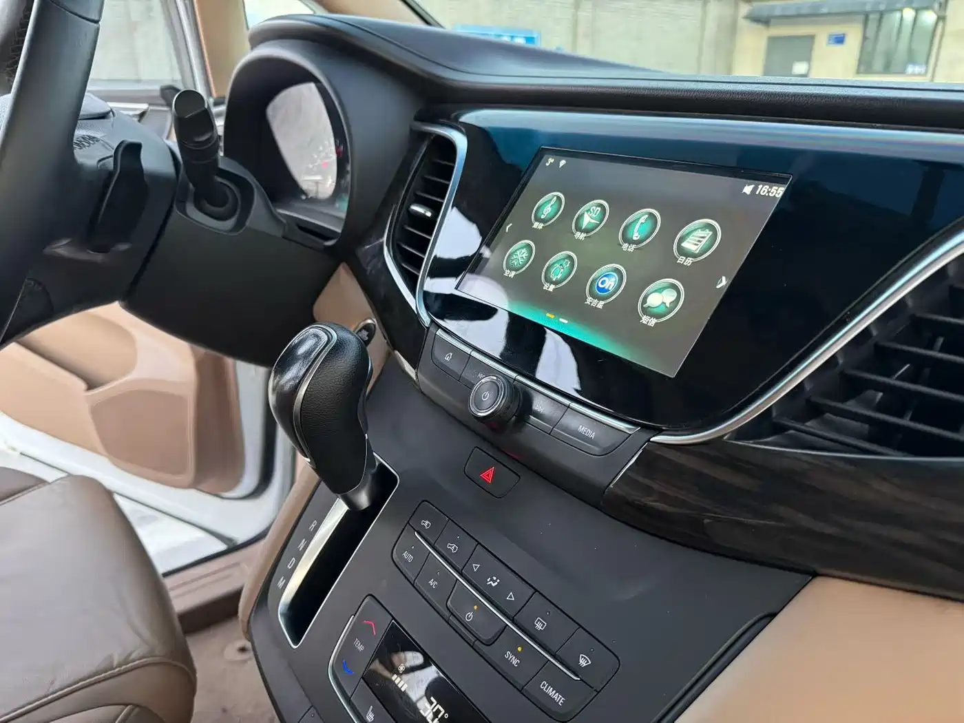 Buick GL8 2017 ES 28T Premium China V фото 8