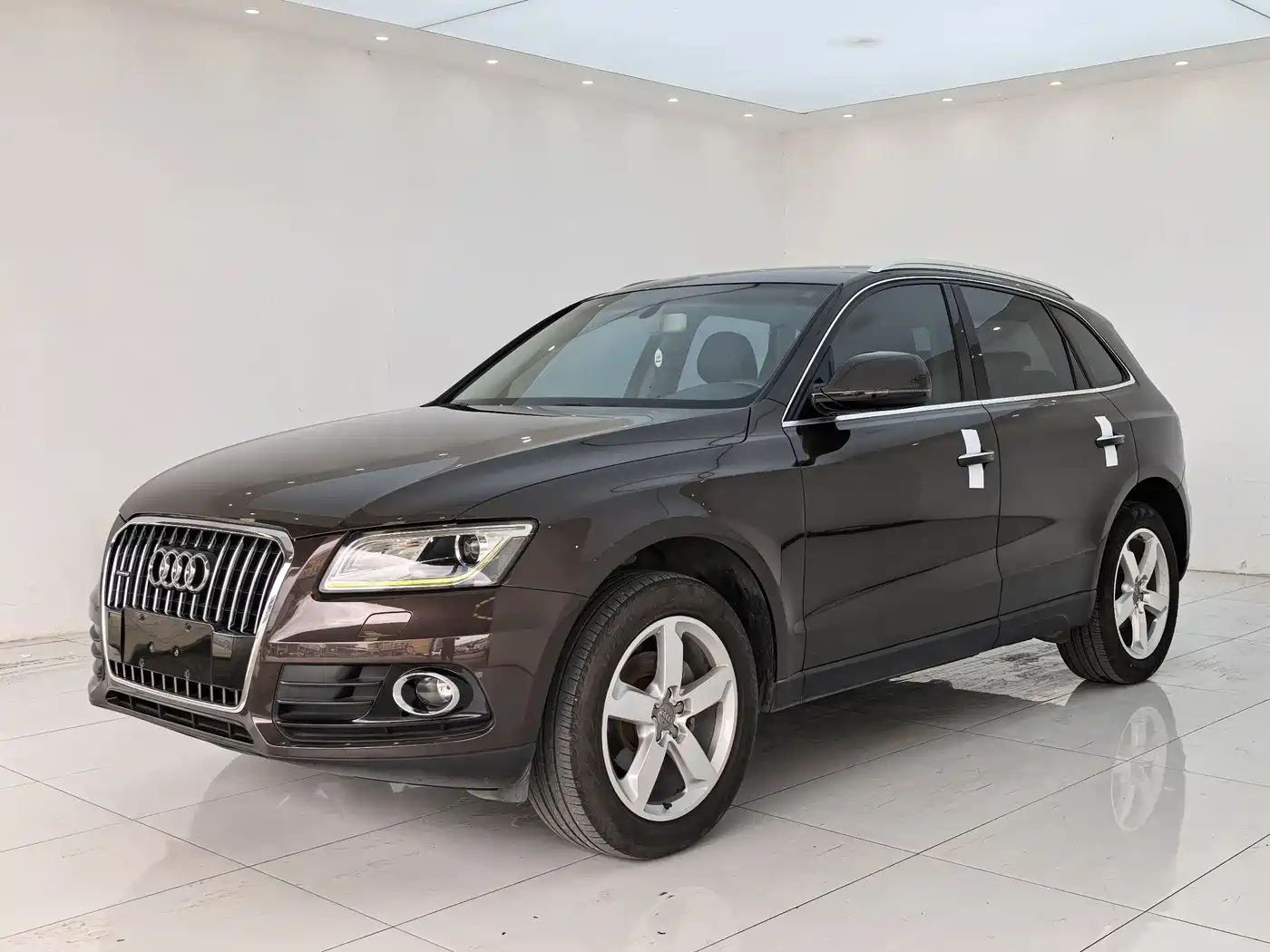 Audi Q5 2016 40 TFSI Technology Model