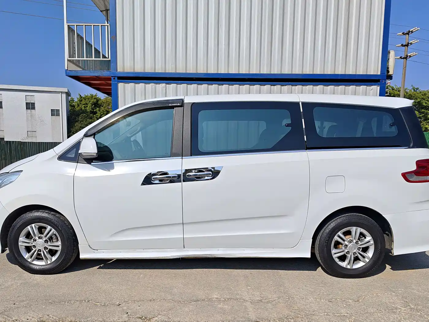 SAIC Maxus Maxus G10 2019 PLUS 1.9T Manual Elite Edition Diesel China V фото 7