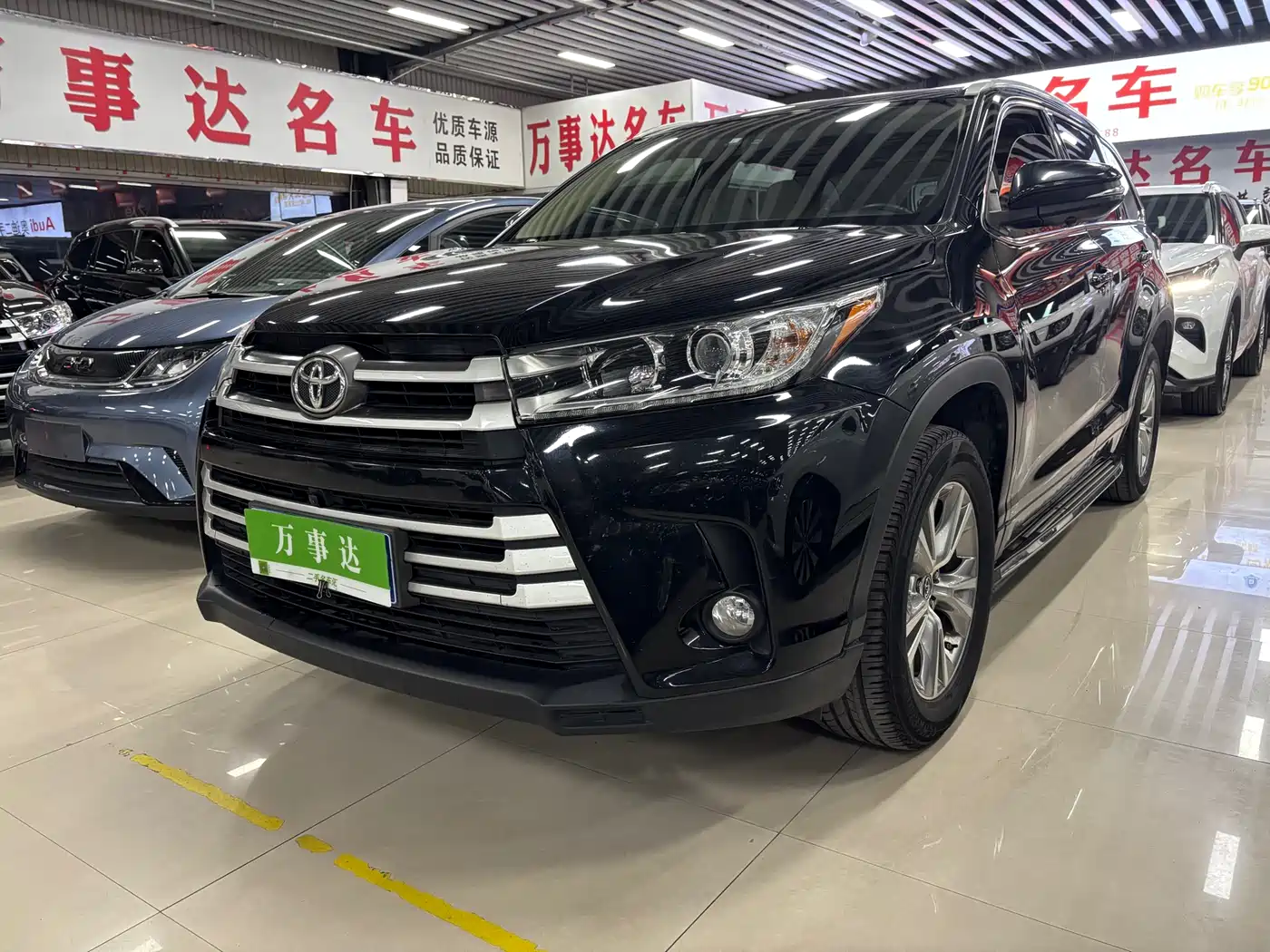 TOYOTA HIGHLANDER