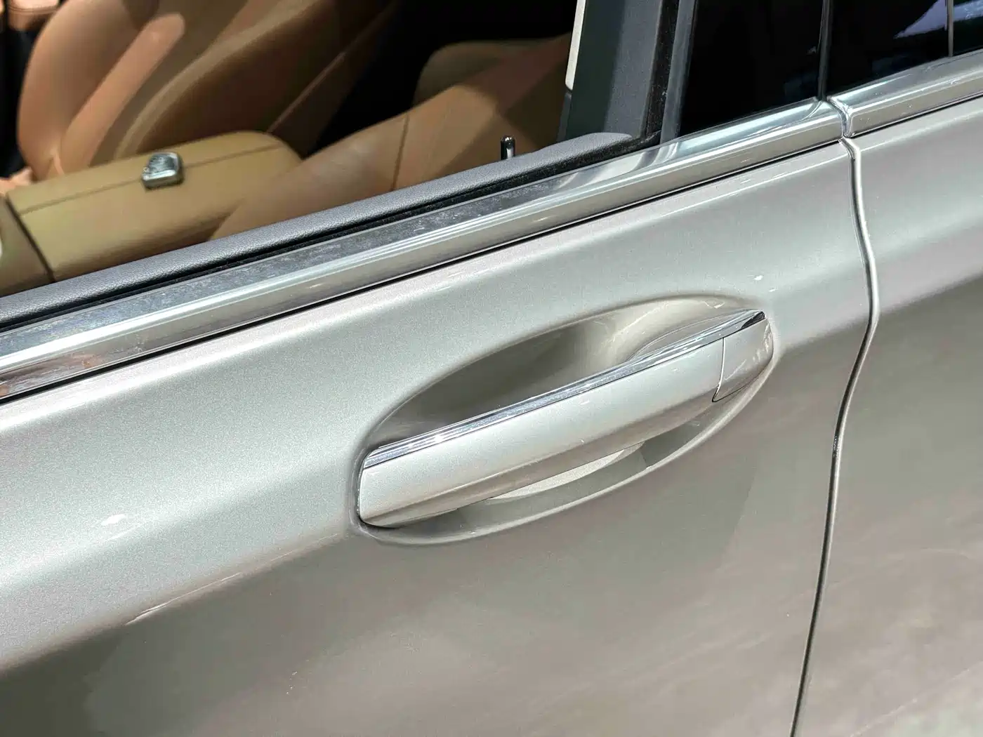 BMW 7 Series 2016 730Li Leading фото 25