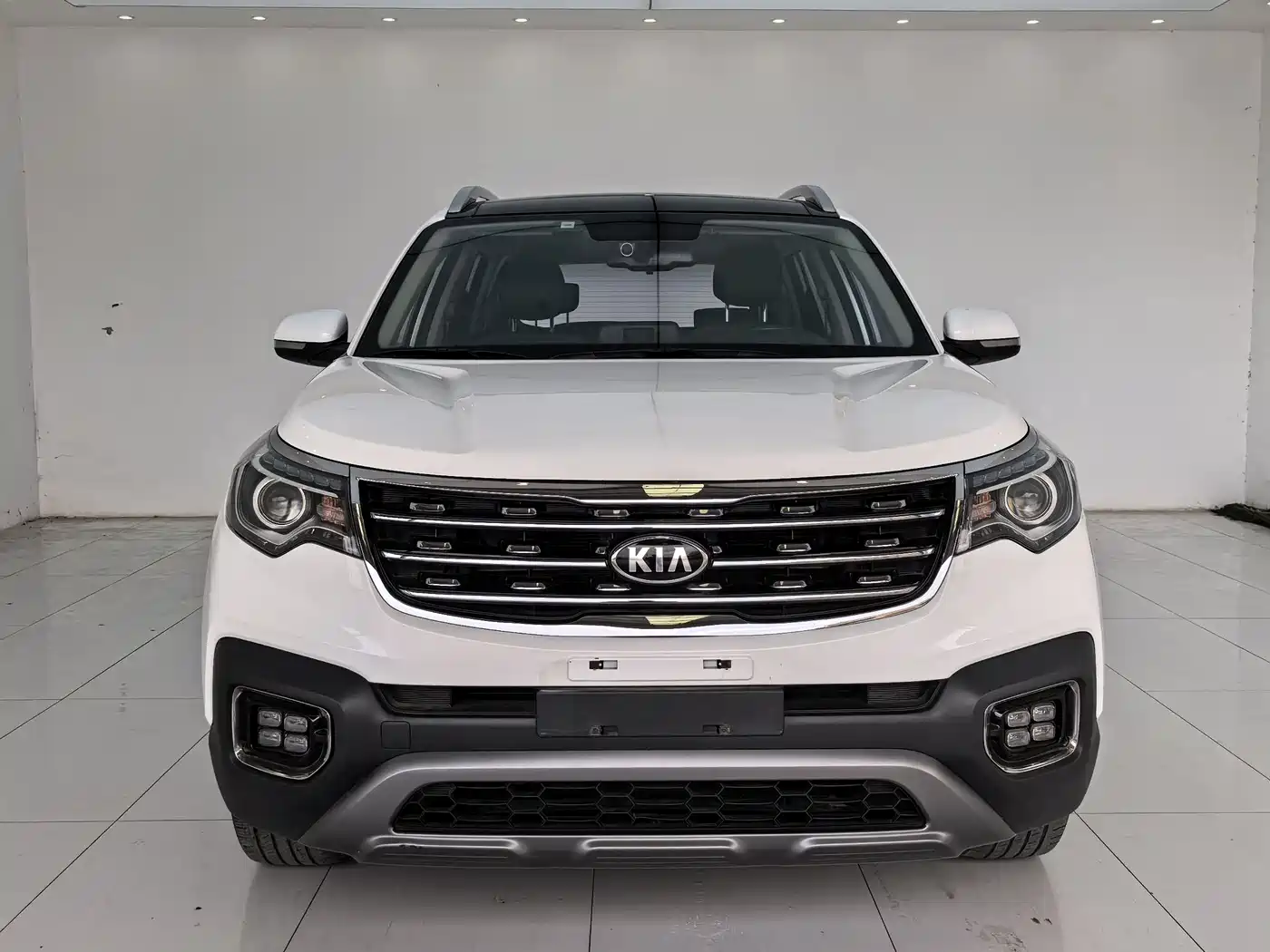 Kia Sportage 2019 2.0L Automatic Smart Luxury Edition фото 2