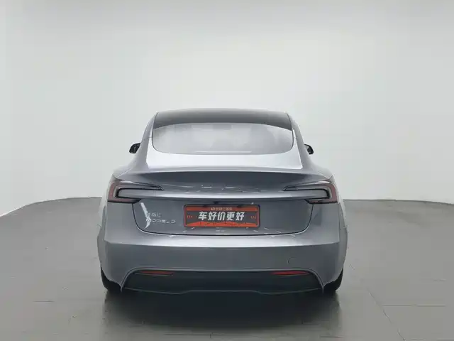 Tesla Model 3 2025 Model Rear-Wheel Drive Edition — фото 4