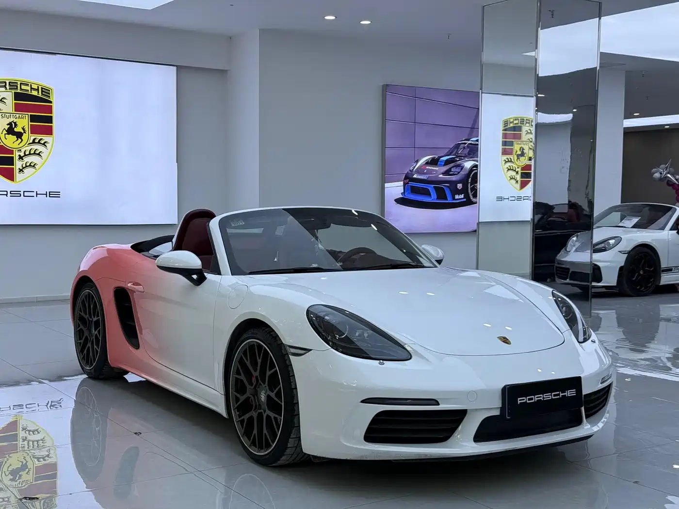 Porsche 718 2020 Boxster 2.0T фото 3
