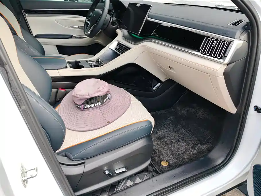 BYD Song PLUS PHEV 2023 Champion Edition DM-i 110KM Flagship PLUS фото 8