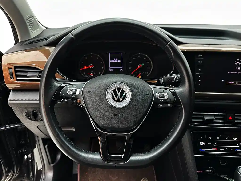 Volkswagen Tharu 2021 280TSI 2WD Luxury Plus фото 11