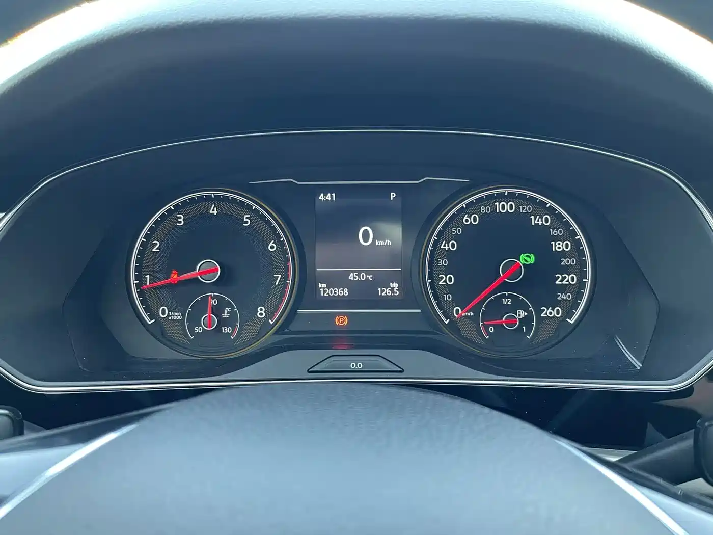Фото 25 - Volkswagen Passat