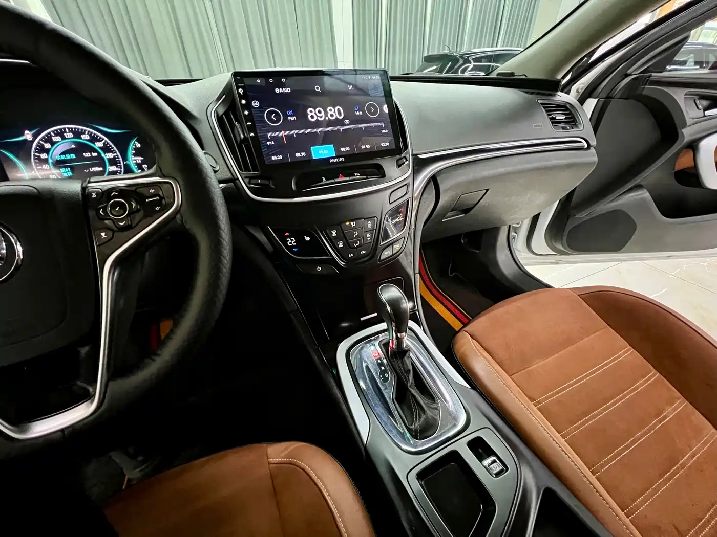 Buick Regal 2015 1.6T Elite Tech Edition фото 12
