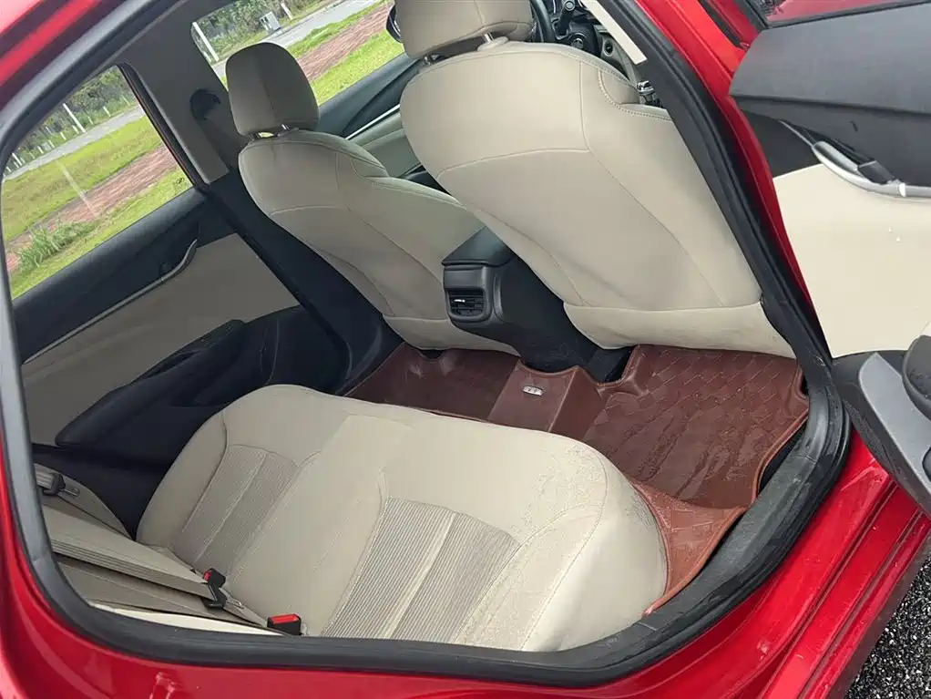Buick Excelle 2017 15N Automatic Progressive фото 14