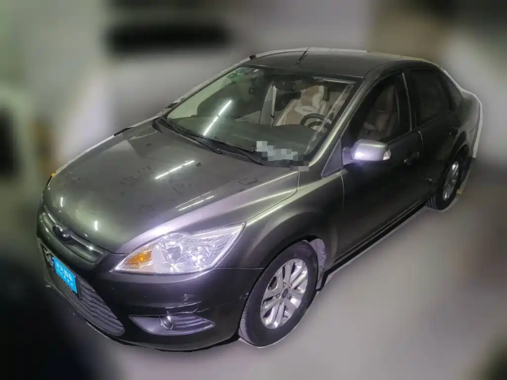 Фото 1 - Ford Focus