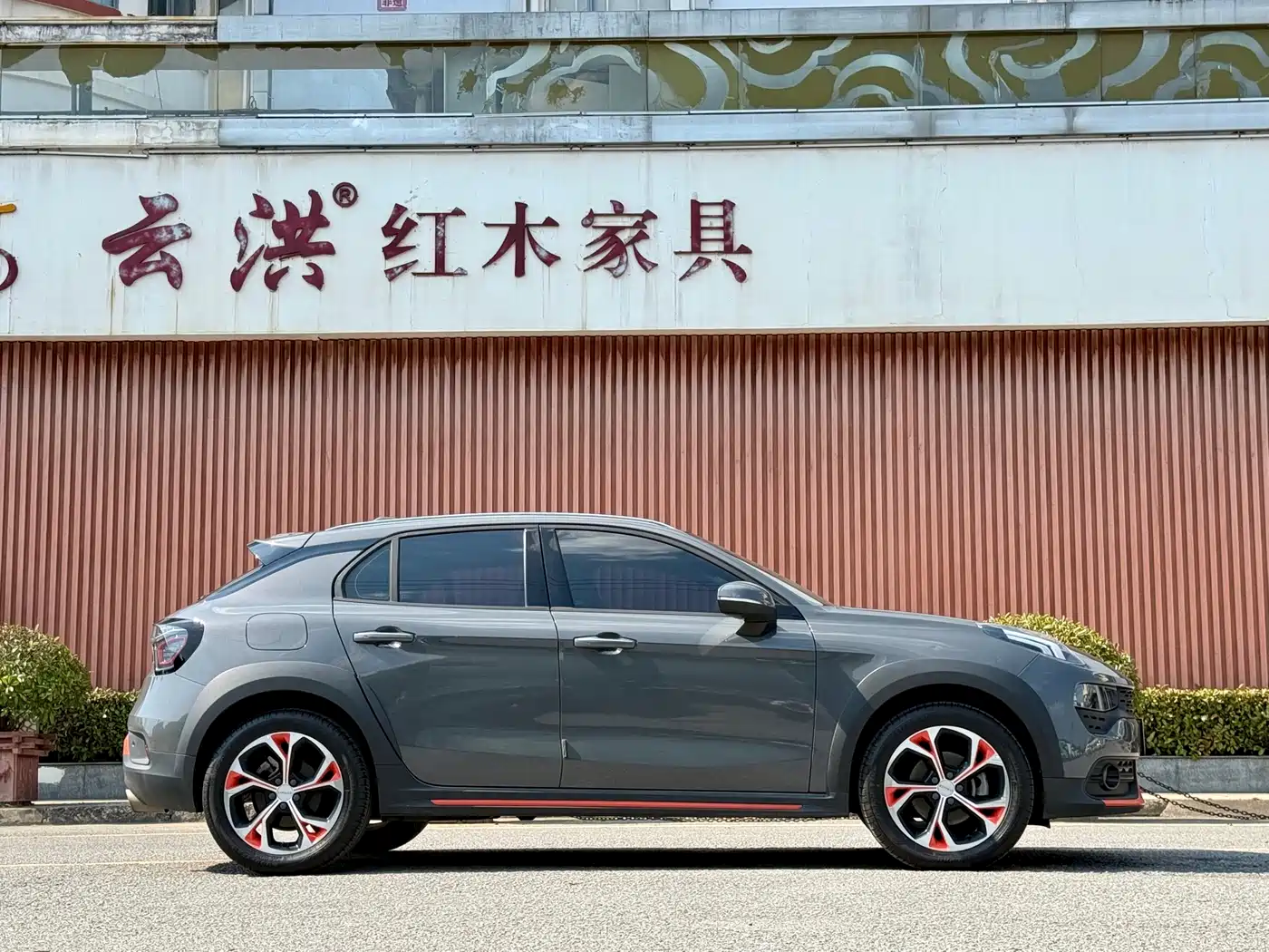 Lynk & Co 02 2018 1.5T DCT 2WD Shine Edition China V фото 7