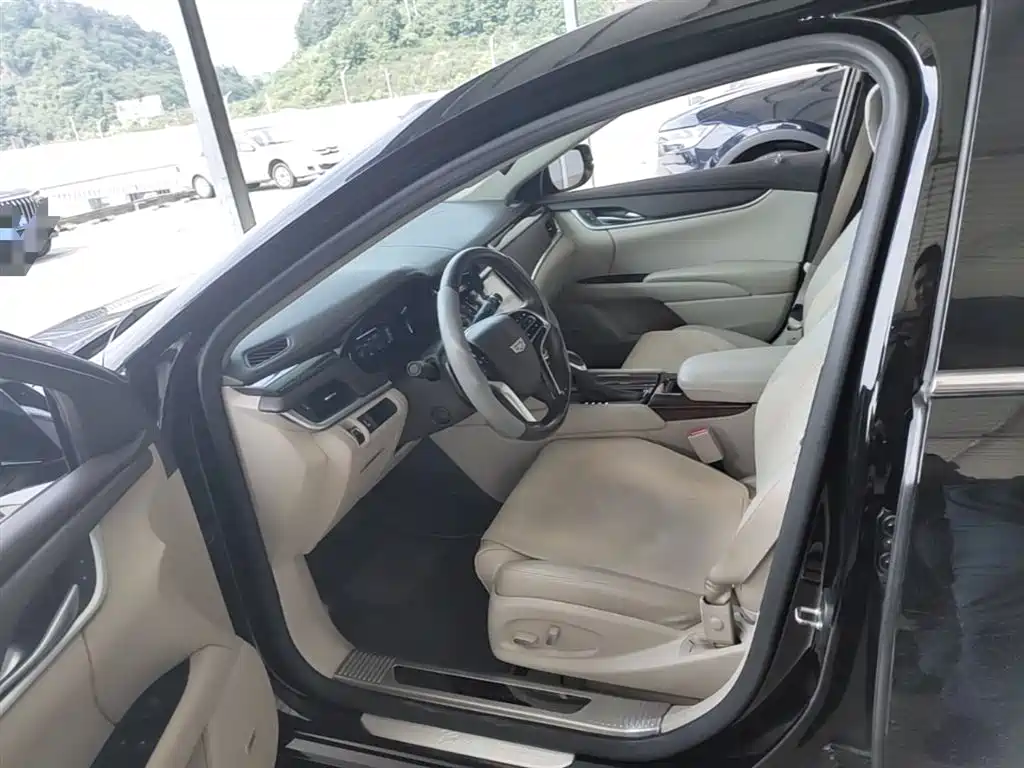 Cadillac XTS 2017 28T Technology фото 15