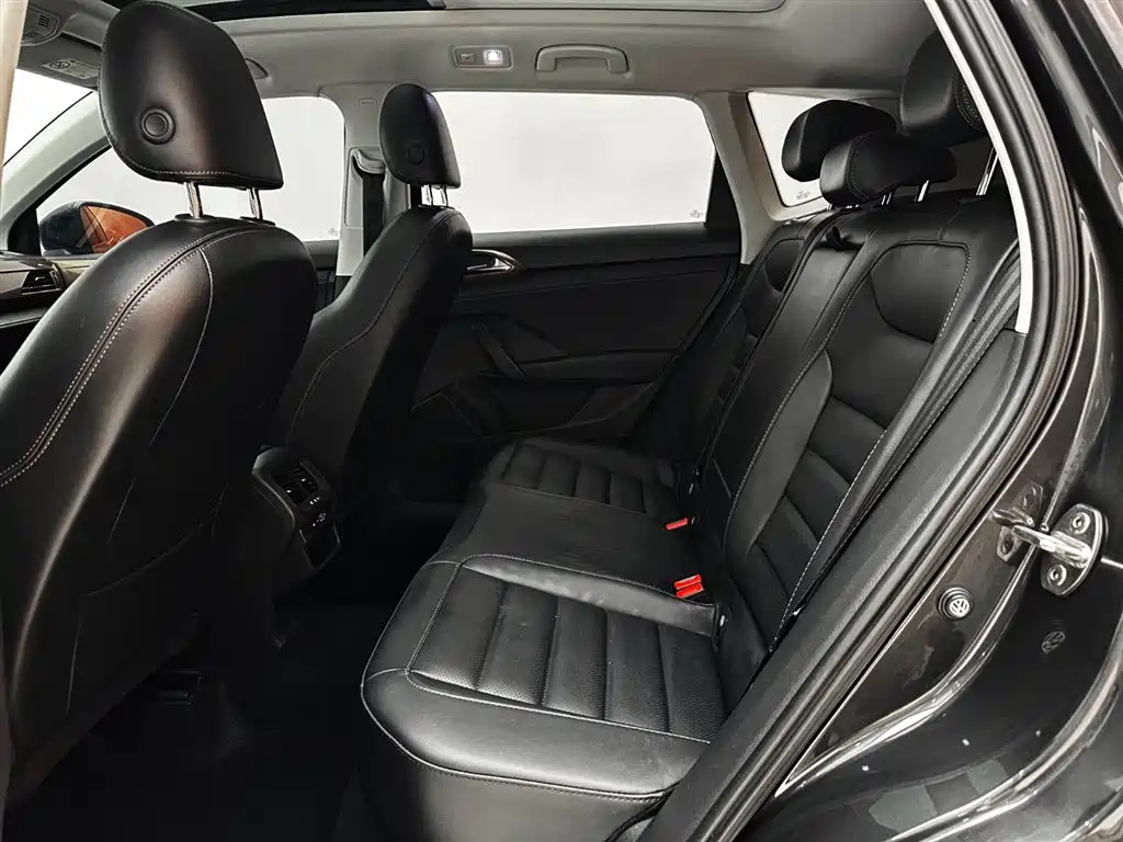 Volkswagen Tharu 2021 280TSI 2WD Luxury Plus фото 21