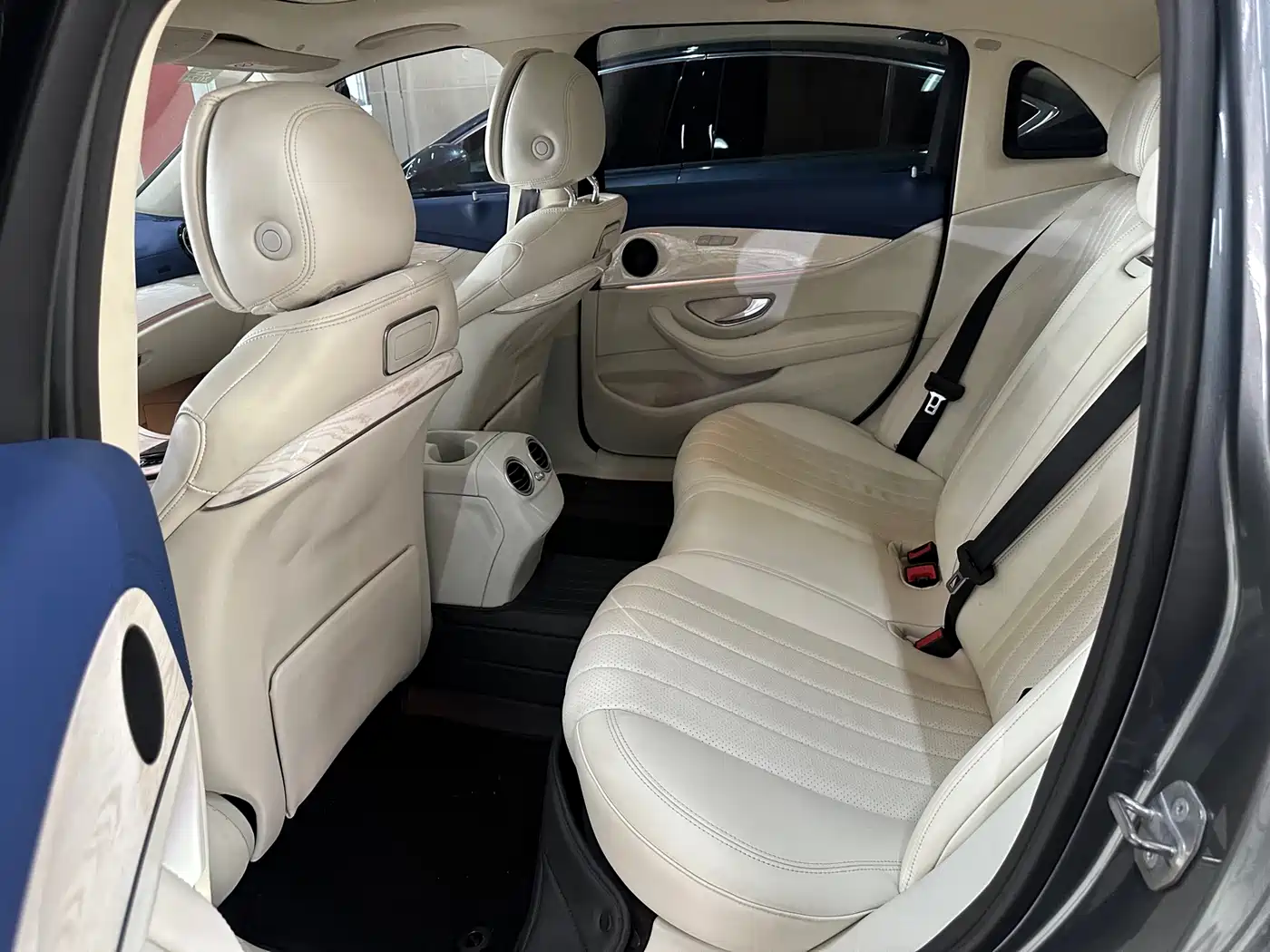 Mercedes-Benz E-Class 2020 E 300 L Fashion фото 4