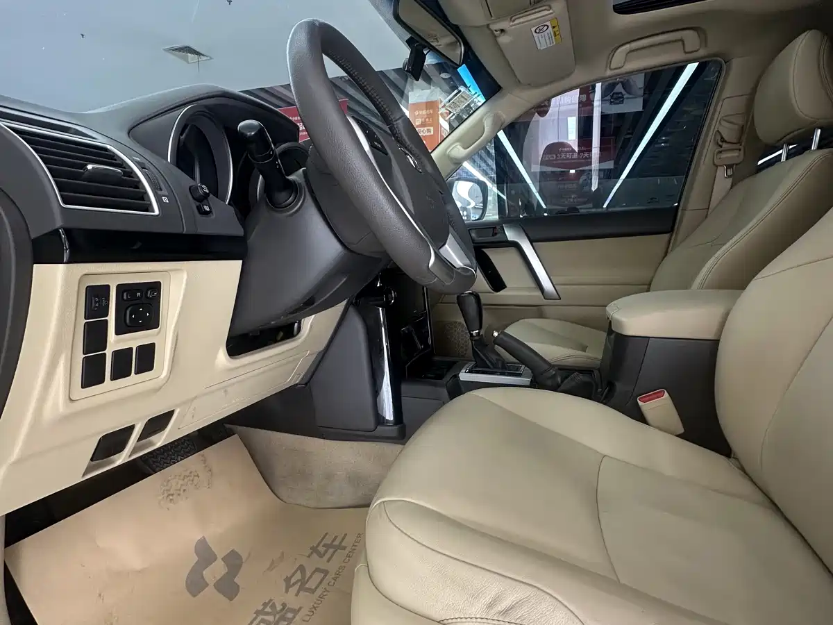 Toyota Prado 2016 2.7L Auto Standard Edition фото 27