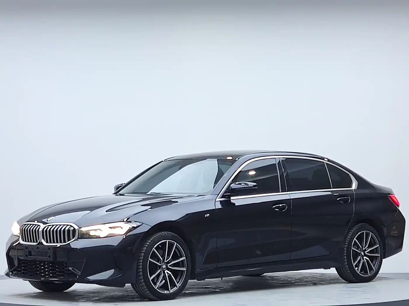 BMW 3 Series 2023 320Li M Sport Package фото 2