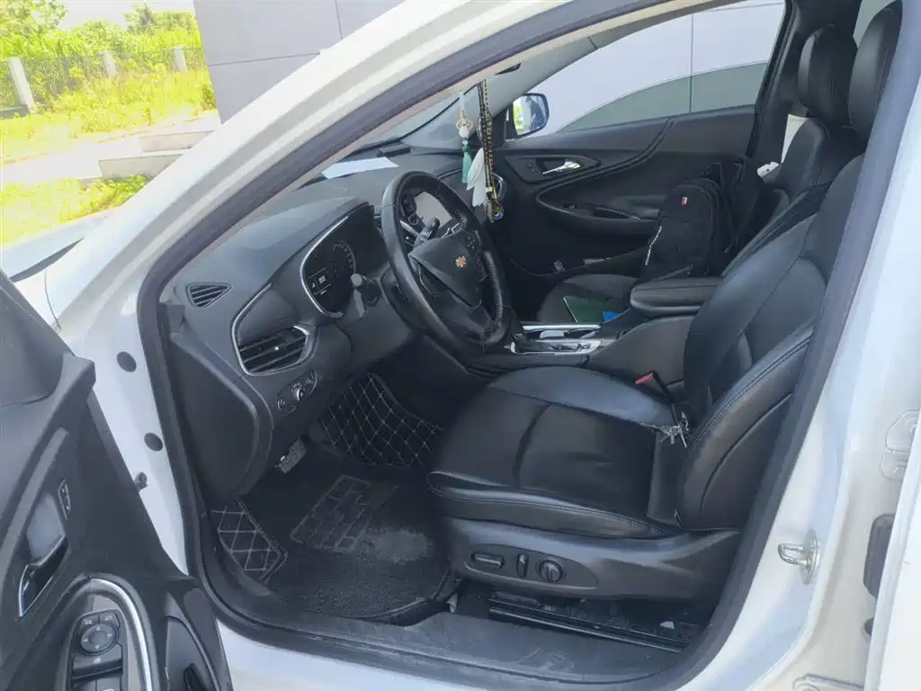 Chevrolet Malibu XL 2018 530T Auto RuiChi Edition фото 8