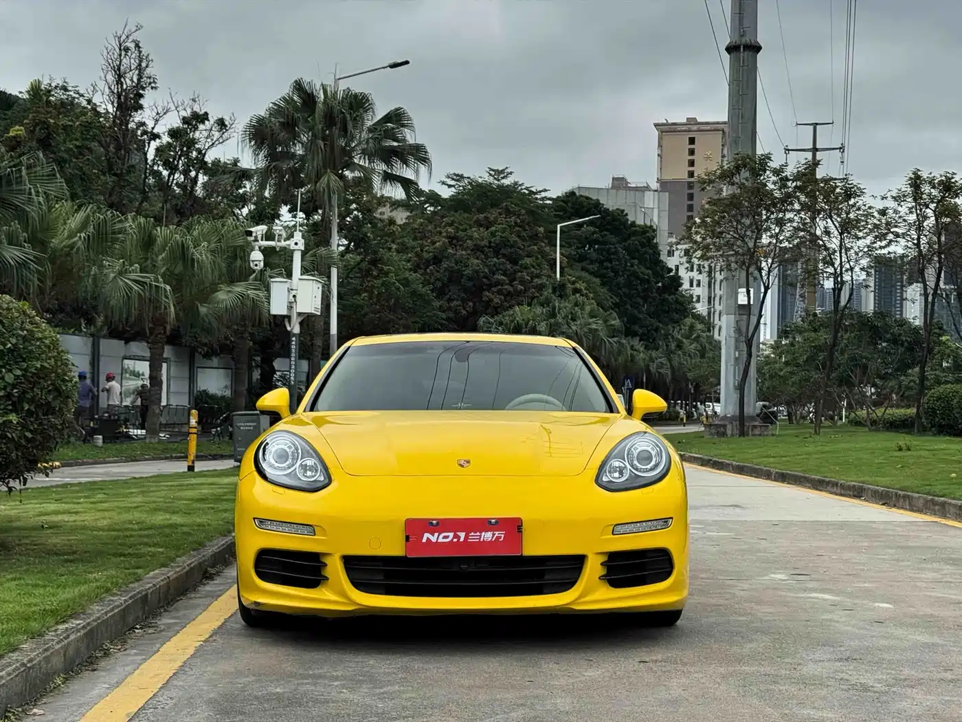 Porsche Panamera 2014 Panamera S Executive 3.0T фото 3