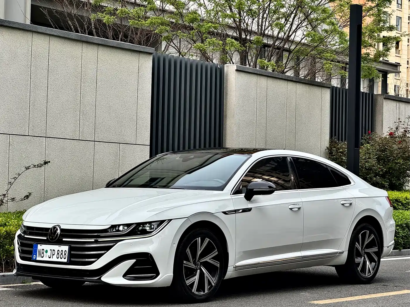Volkswagen FAW-Volkswagen CC 2021 330TSI Dazzle Edition фото 2