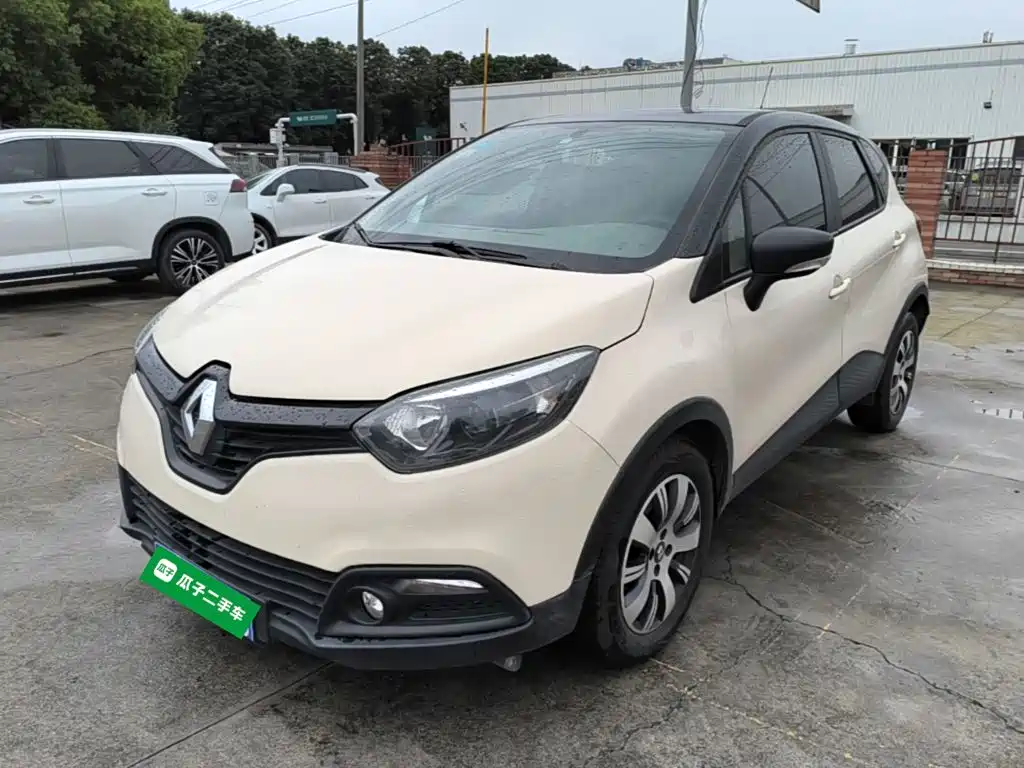 Фото 1 - Renault Captur