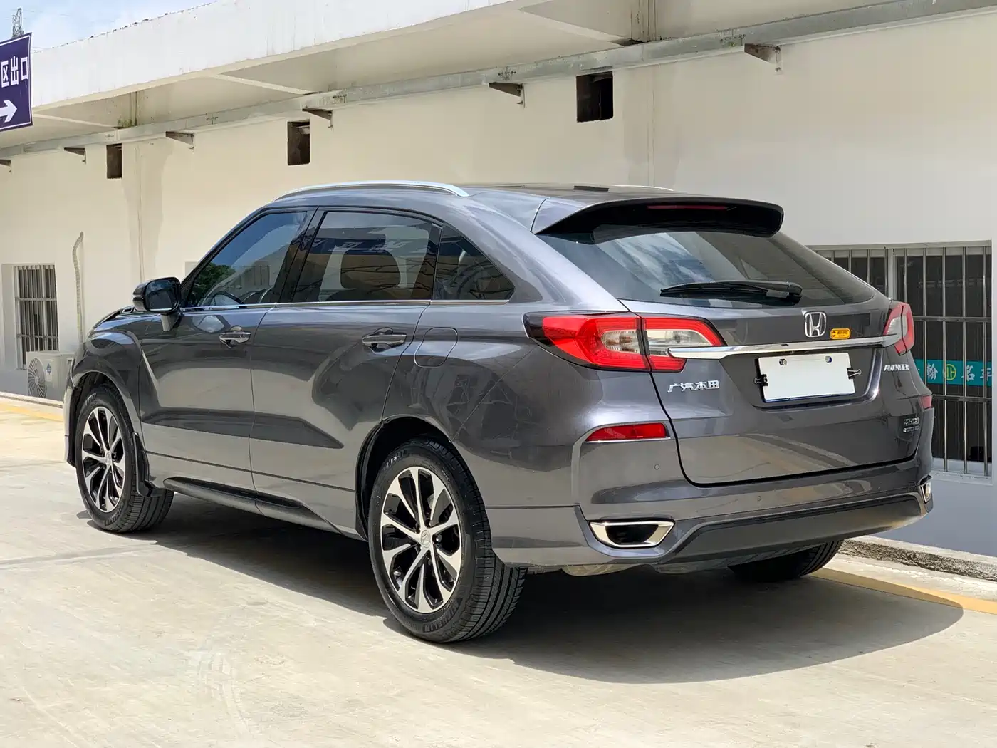 Honda Avancier 2017 2017 240TURBO 2WD Premium Edition