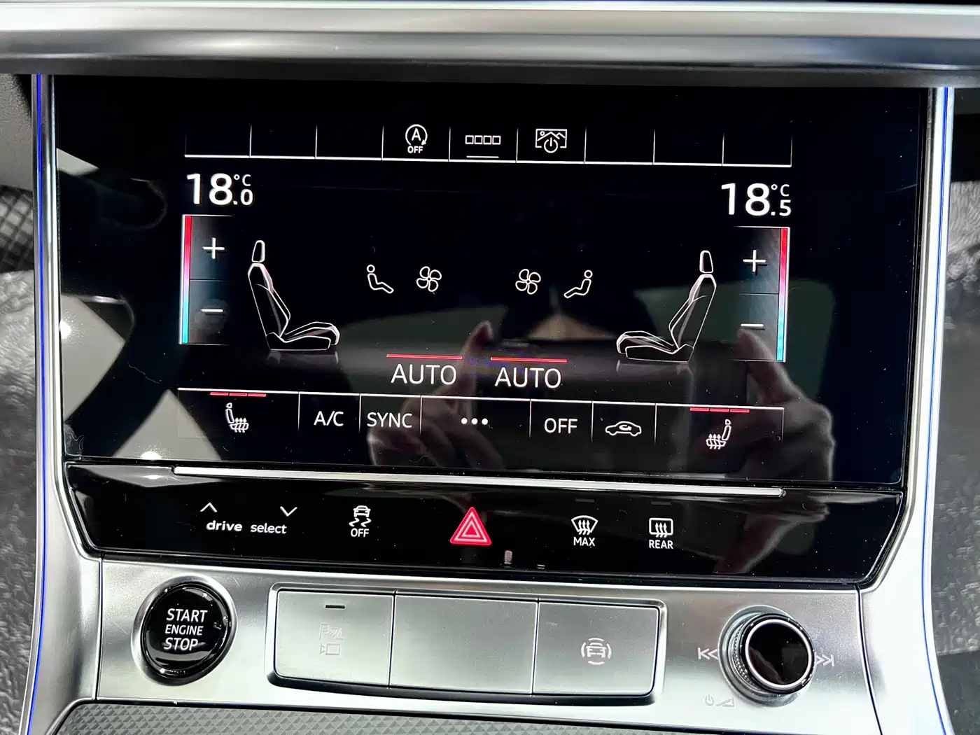 Audi A6L 2025 Model Year Facelift 45 TFSI Premium Sport фото 17