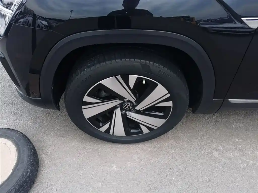 Фото 23 - Volkswagen Teramont