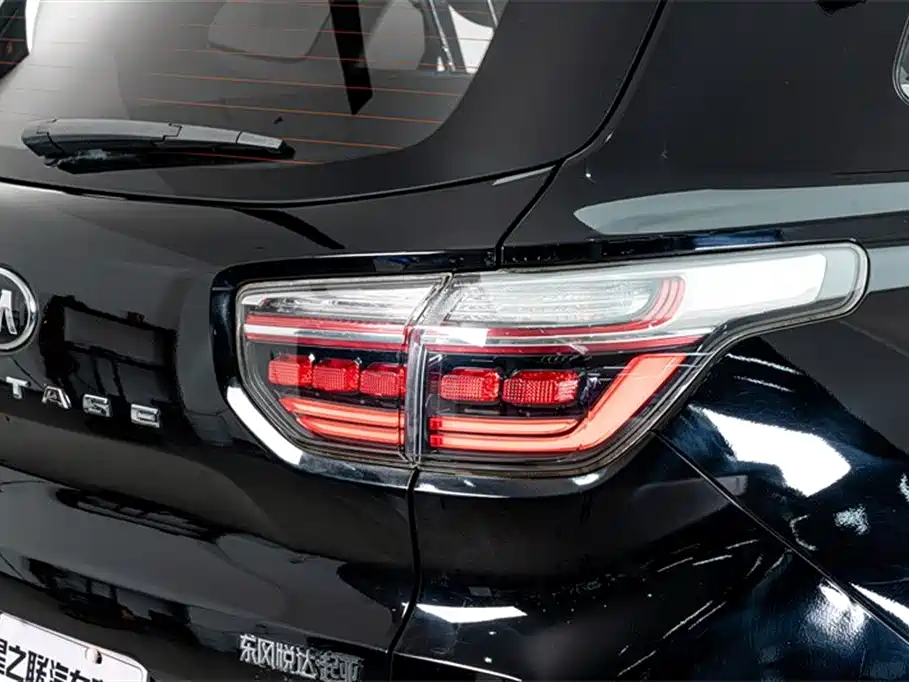 Kia Sportage 2019 2.0L Automatic Smart Luxury Edition фото 8