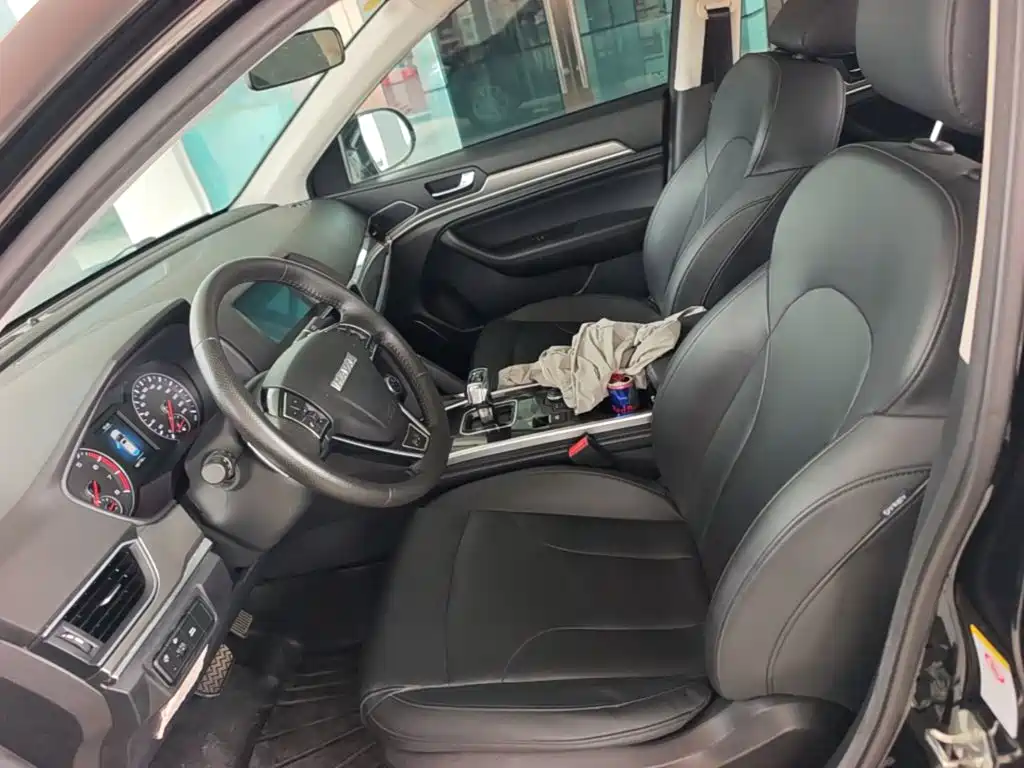 Фото 15 - Haval H6