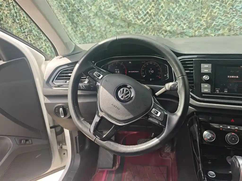 Volkswagen T-ROC 2020 280TSI DSG 2WD Comfort фото 3