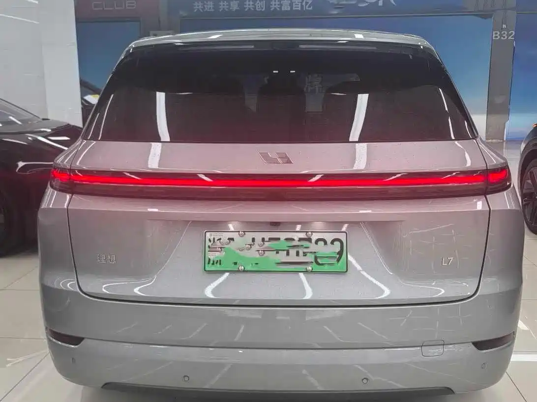 Li Auto IDEAL L7