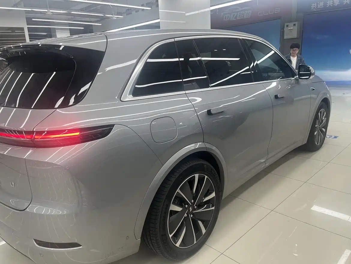 Li Auto IDEAL L7