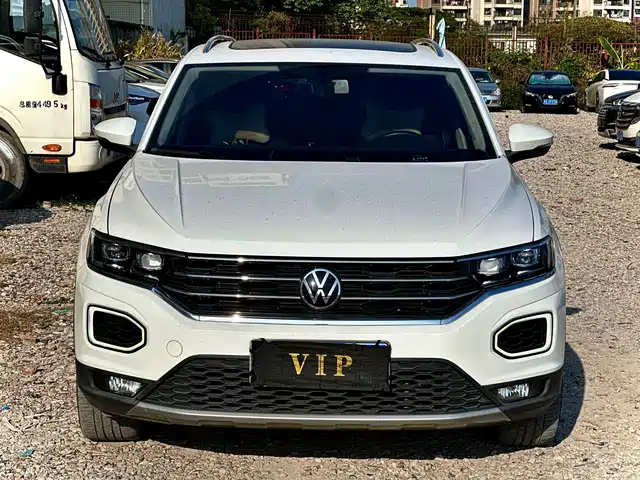 Volkswagen T-Roc Рестайлинг, 280TSI DSG, моноприводный, R-Line Pro, Смарт-коннект