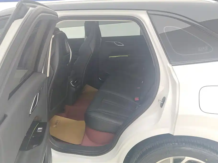 Hongqi HONGQI HS3 PHEV