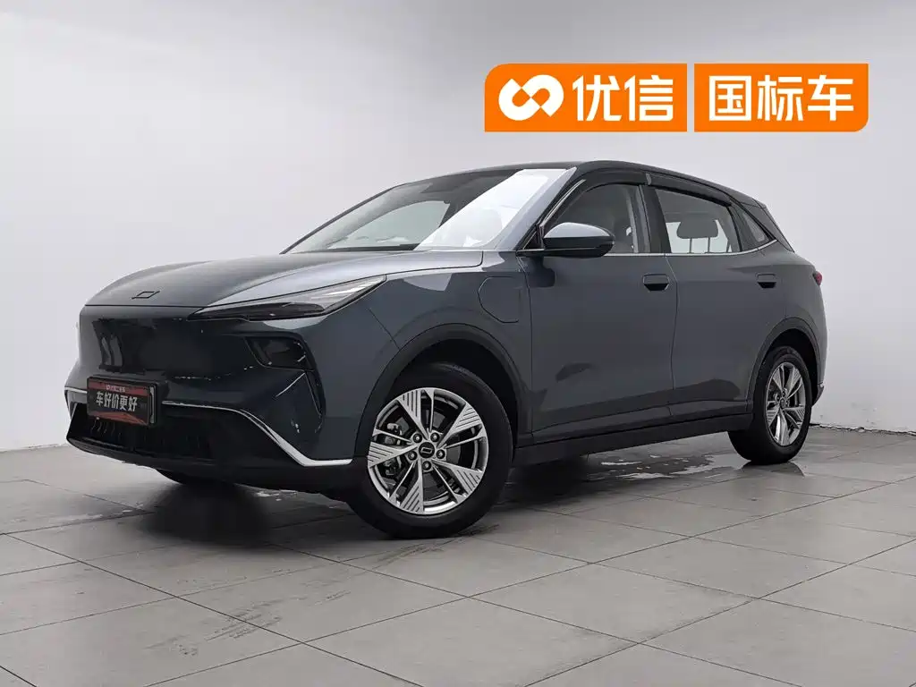 Besturn Yueyi 03, 2025 год