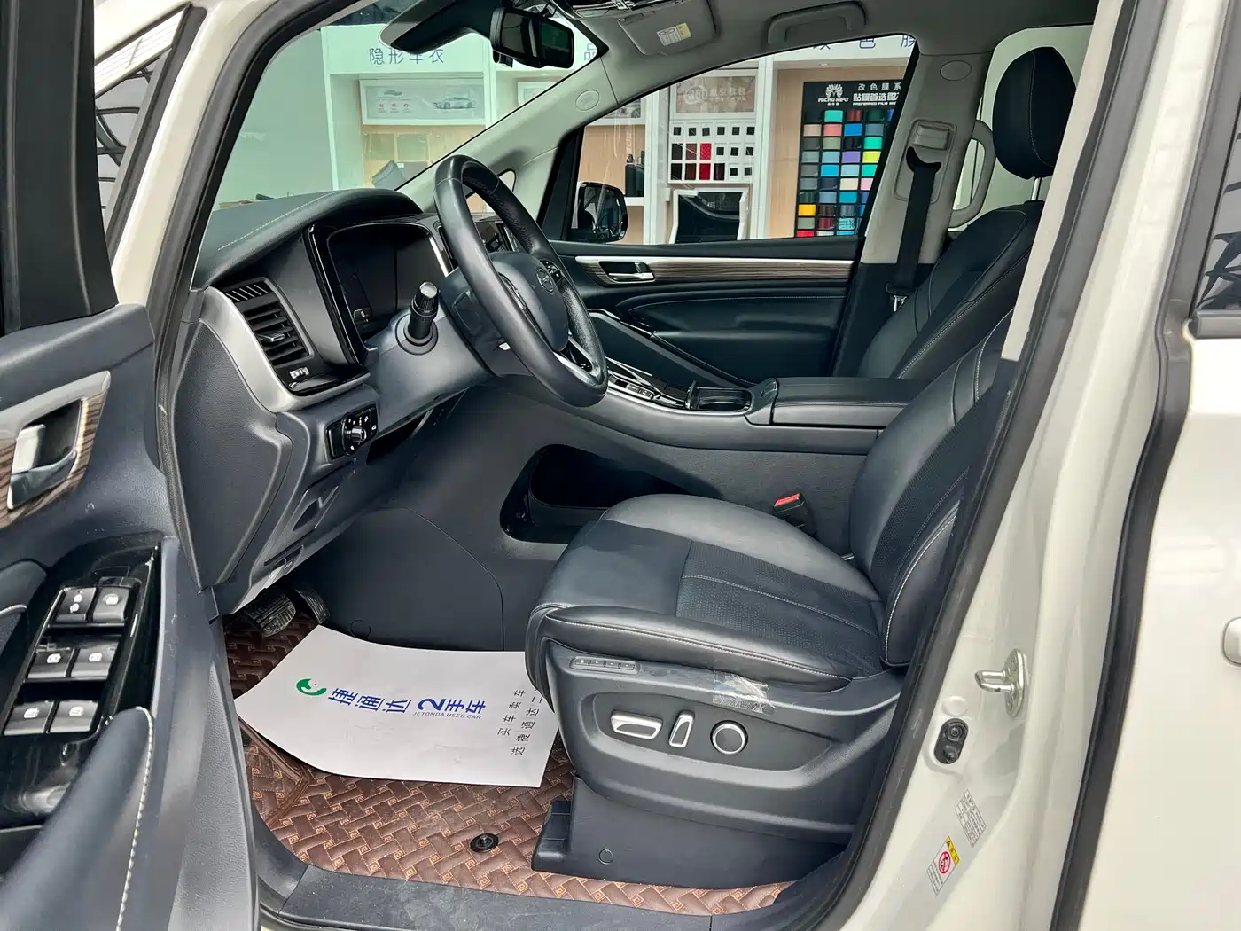 GAC Trumpchi Trumpchi M8 2021 Master Series 390T Ultimate Edition фото 27
