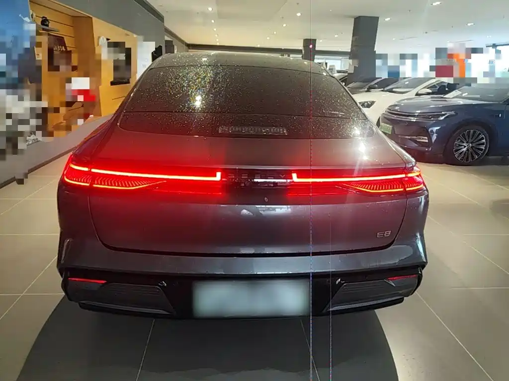 Geely Galaxy Galaxy E8 2025 2025 700km Long Voyage Smart Drive Edition