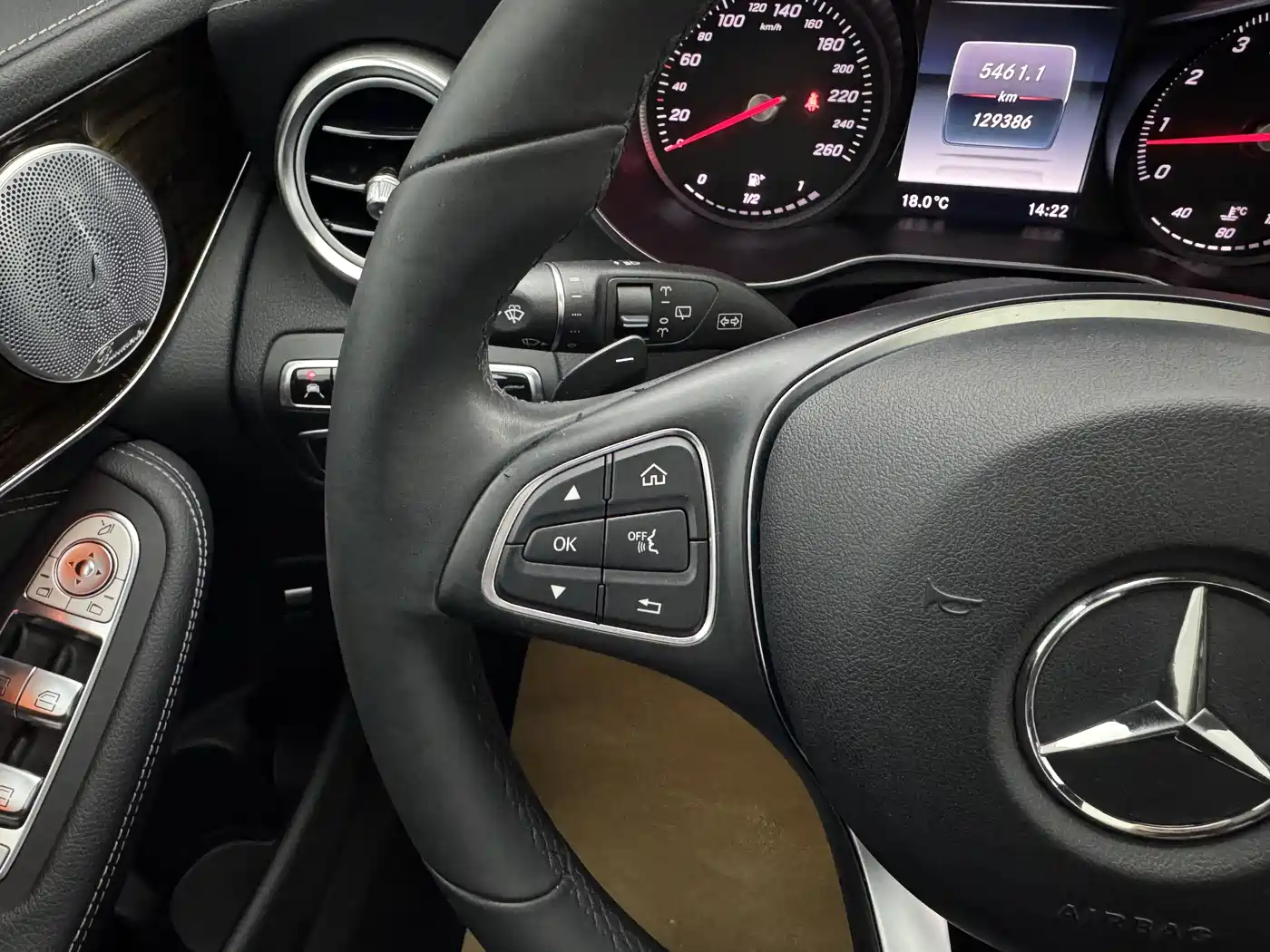 Mercedes-Benz GLC 2016 GLC 260 4MATIC Luxury фото 29