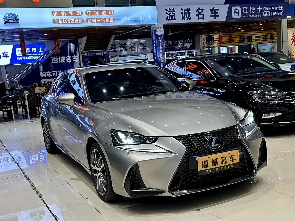 Lexus IS 2018 2017 300 F SPORT
