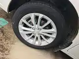 Фото 23 - Geely Vision