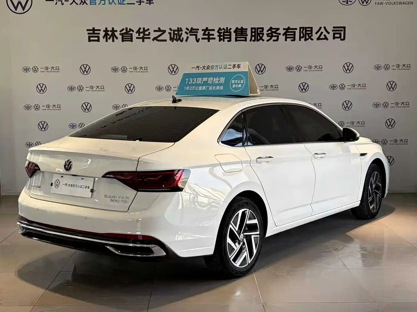 Volkswagen Sagitar 2023 300TSI DSG Surpassing Edition фото 4